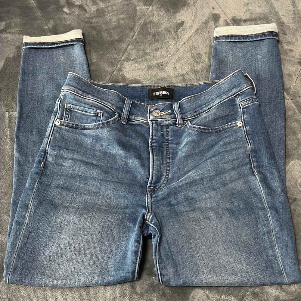 Express Women's Skinny Jeans in Medium Blue Denim